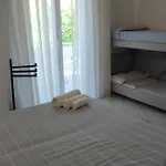 Elisa 3*