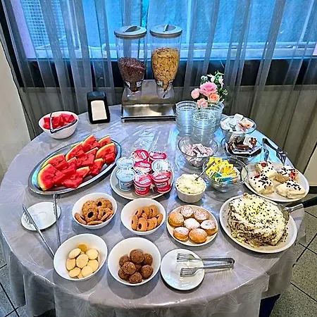 Elisa Hotel
