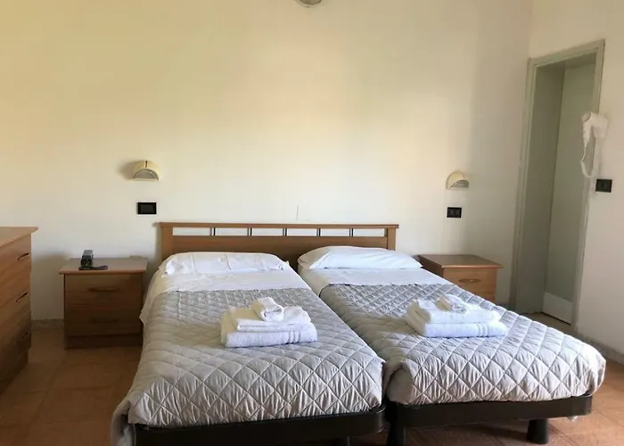 Elisa 3* Римини