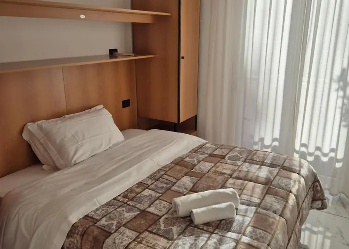 Elisa Hotel