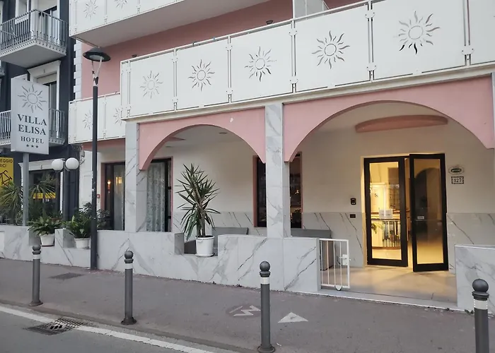 Elisa Hotel 3*