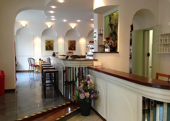 Elisa Hotel 3*
