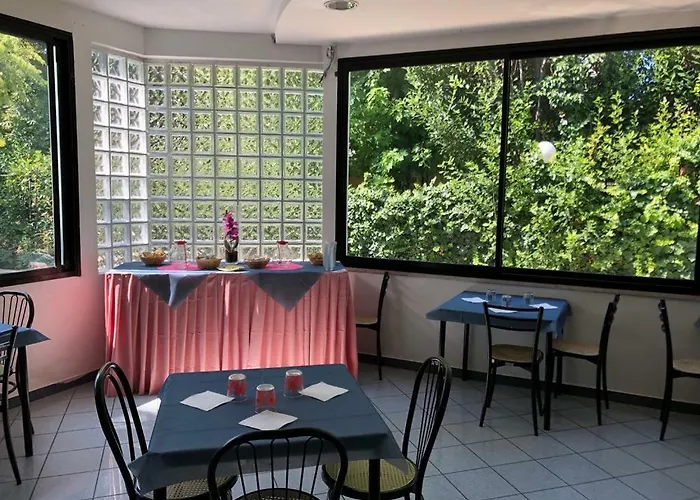 Hotel Elisa 3*